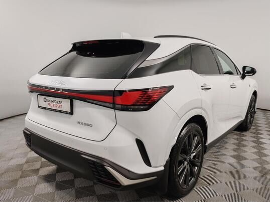 Lexus RX, 2023&nbsp;г., 1&nbsp;300&nbsp;км