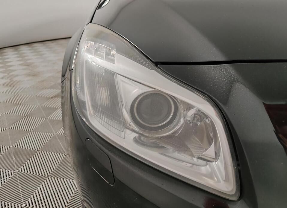 Opel Insignia, I 2.0 AT (220 л.с.)