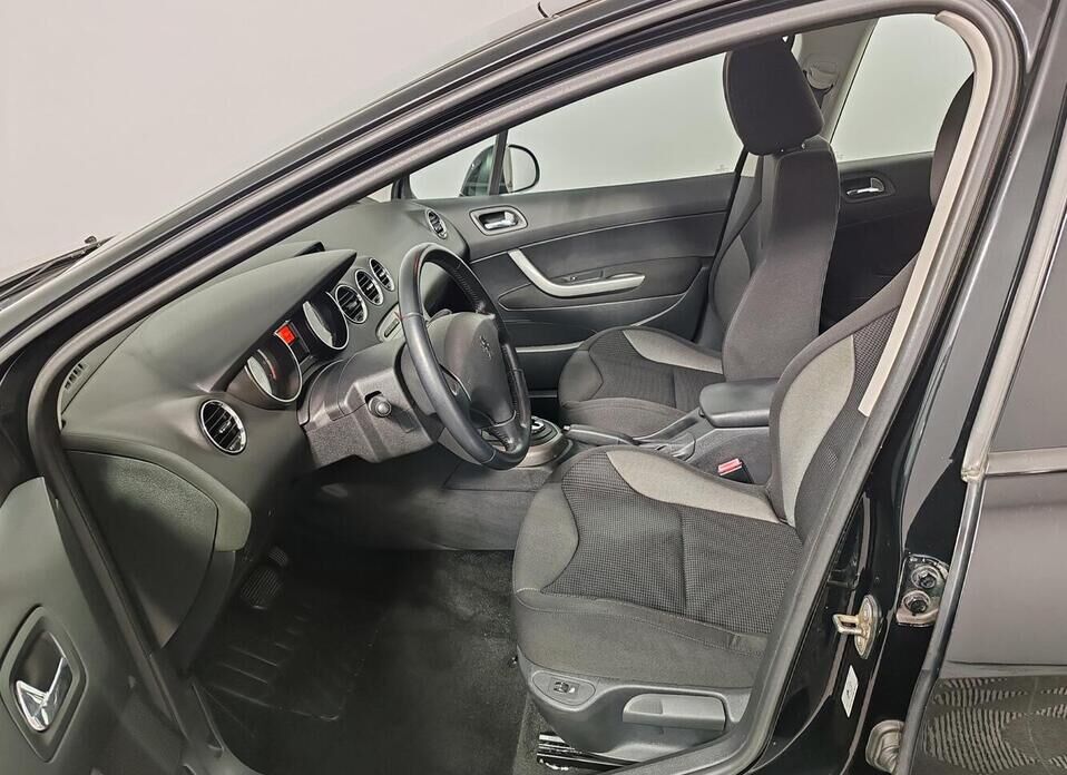 Peugeot 308, I 1.6 AT (120 л.с.)