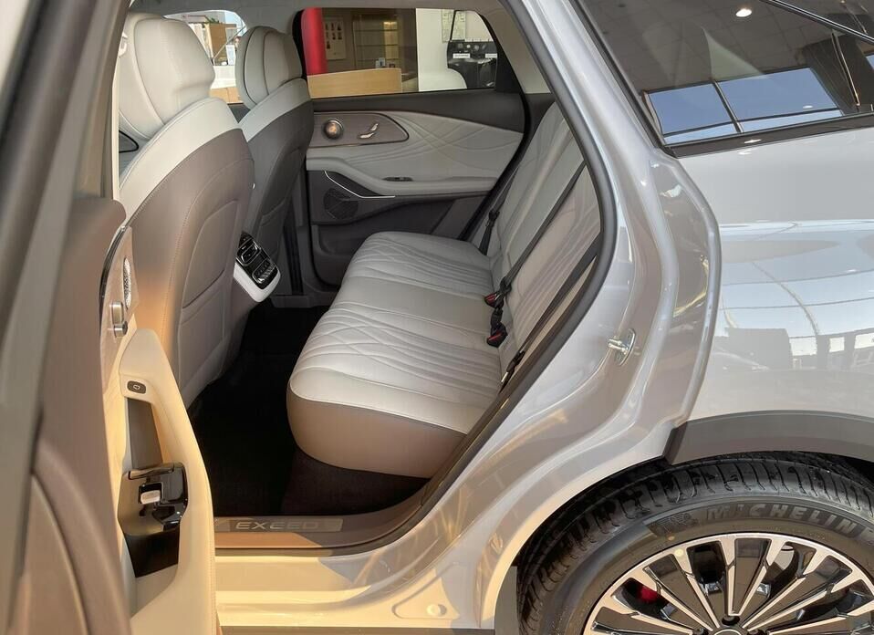 EXEED RX 2.0 AT (249 л.с.) 4WD