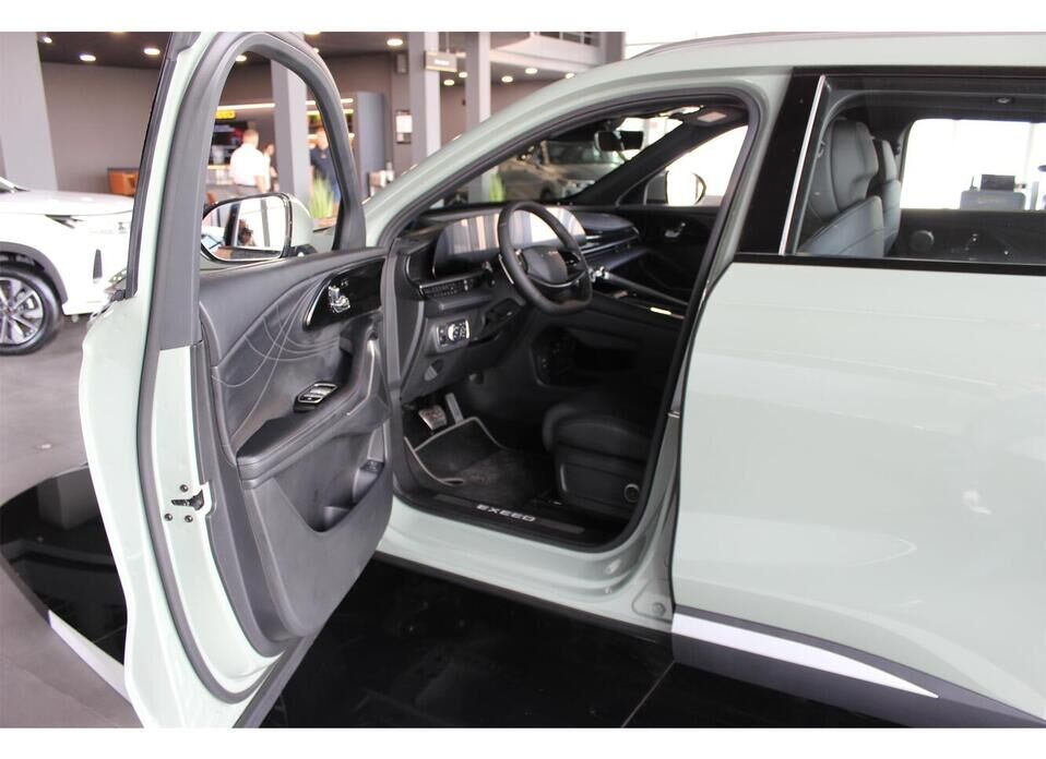 EXEED RX 2.0 AT (249 л.с.) 4WD