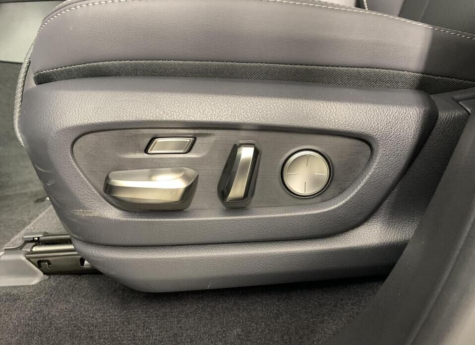 Lexus LX, IV 600 3.5 AT (415 л.с.) 4WD