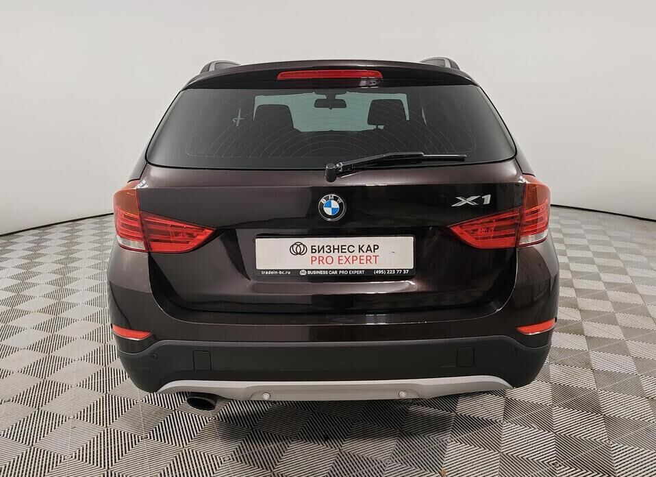 BMW X1, I (E84) Рестайлинг 18i 2.0 AT (150 л.с.)
