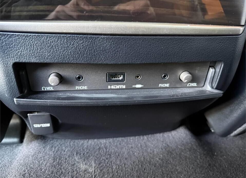 Lexus LX, III Рестайлинг 2 570 5.7 AT (367 л.с.) 4WD