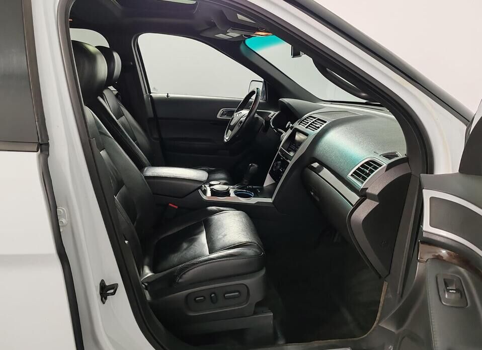 Ford Explorer, V 3.5 AT (294 л.с.) 4WD