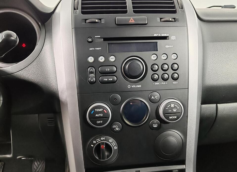 Suzuki Grand Vitara, III Рестайлинг 2 2.0 MT (140 л.с.) 4WD