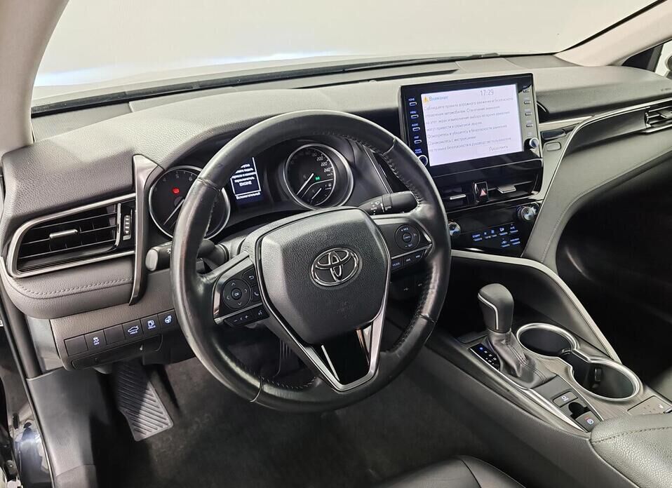 Toyota Camry, VIII (XV70) Рестайлинг 2.5 AT (200 л.с.)