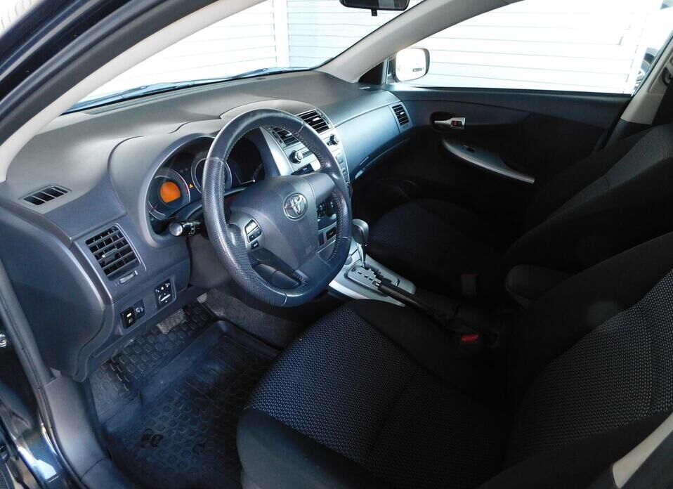 Toyota Corolla, X (E140, E150) Рестайлинг 1.6 AT (124 л.с.)