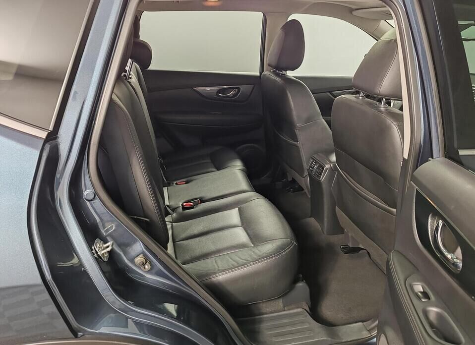 Nissan X-Trail 2.5 CVT (171 л.с.) 4WD