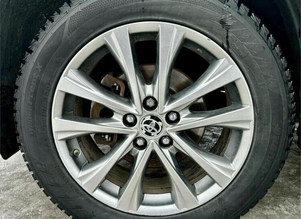 Toyota RAV4, IV (XA40) Рестайлинг 2.5 AT (180 л.с.) 4WD