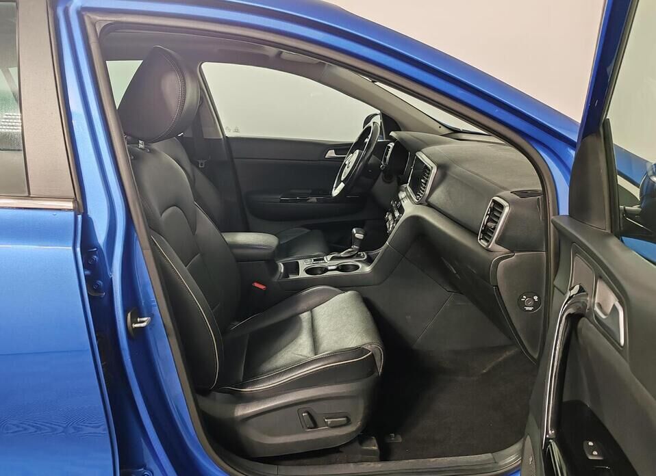 Kia Sportage, IV Рестайлинг 2.0d AT (185 л.с.) 4WD
