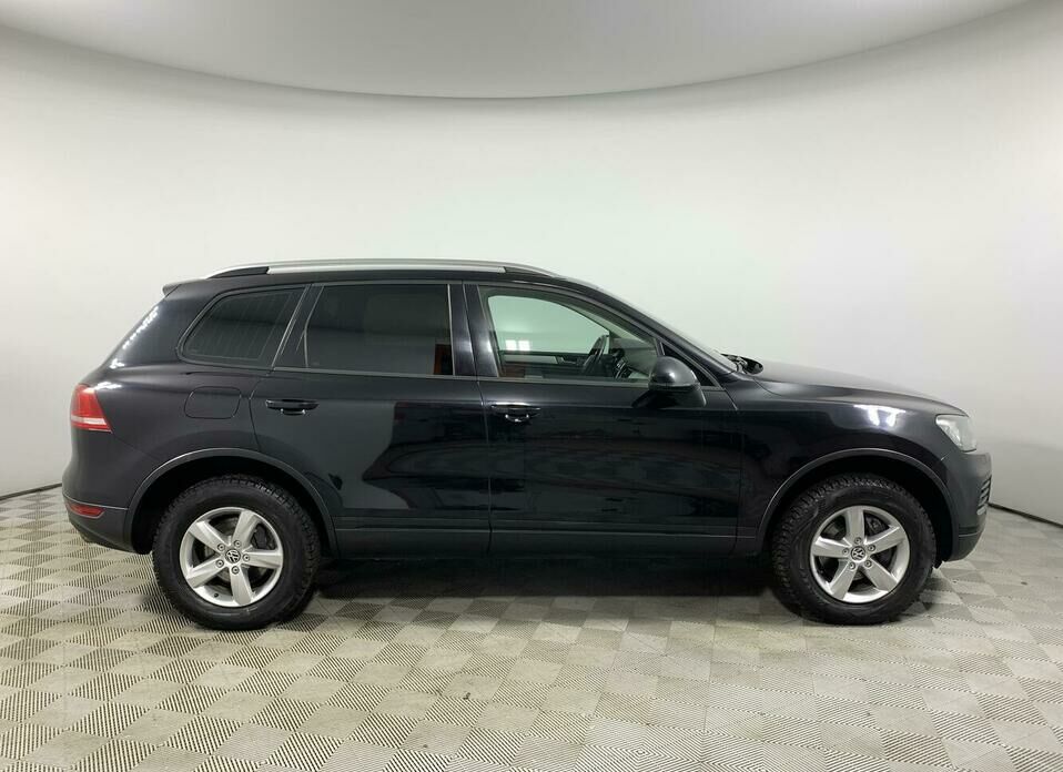 Volkswagen Touareg 3.0d AT (204 л.с.) 4WD
