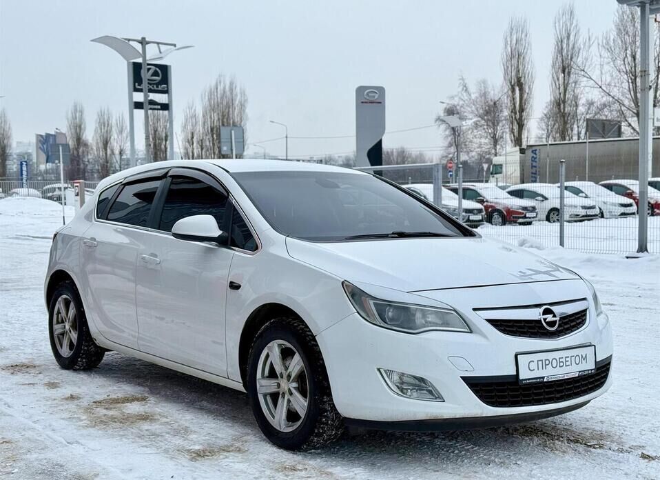 Opel Astra, J 1.4 AT (140 л.с.)