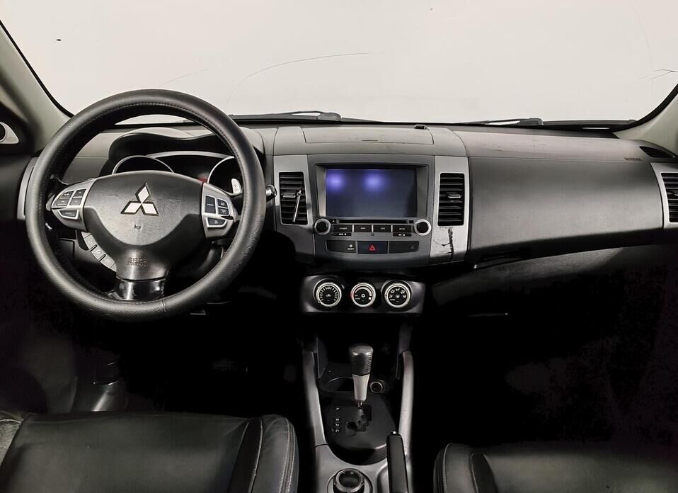 Mitsubishi Outlander, II 2.4 CVT (170 л.с.) 4WD