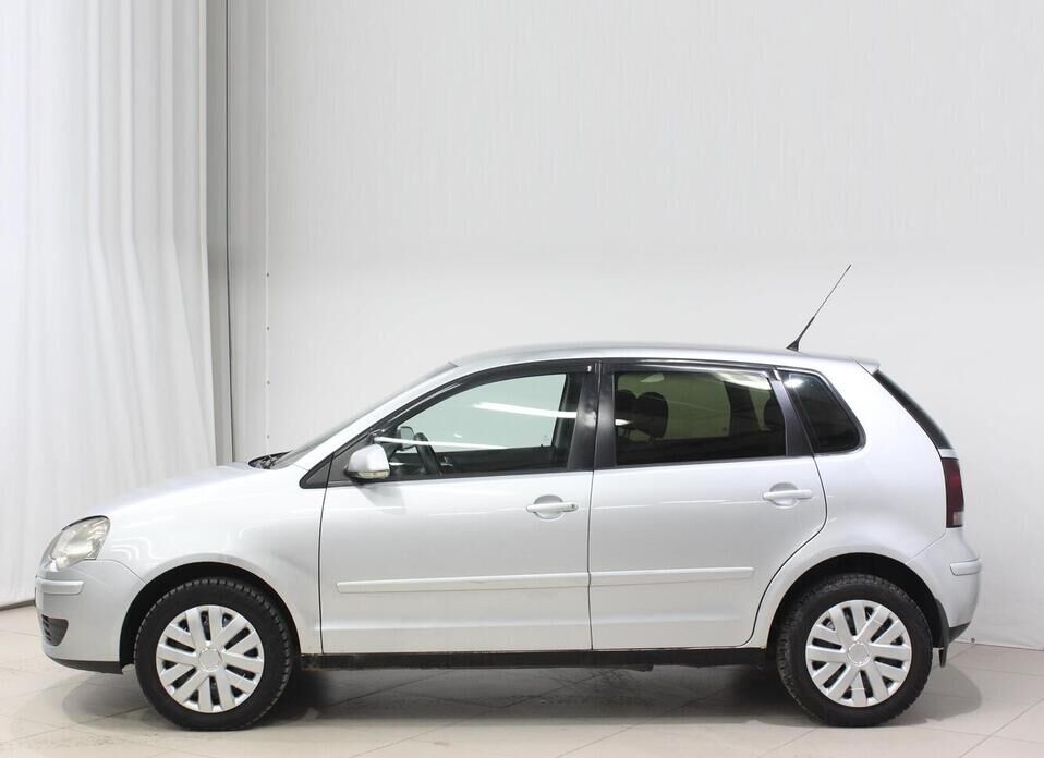 Volkswagen Polo, IV Рестайлинг 1.4 AT (75 л.с.)