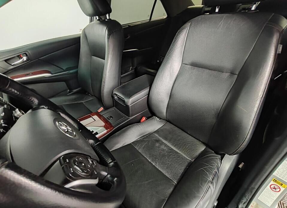 Toyota Camry 3.5 AT (249 л.с.)
