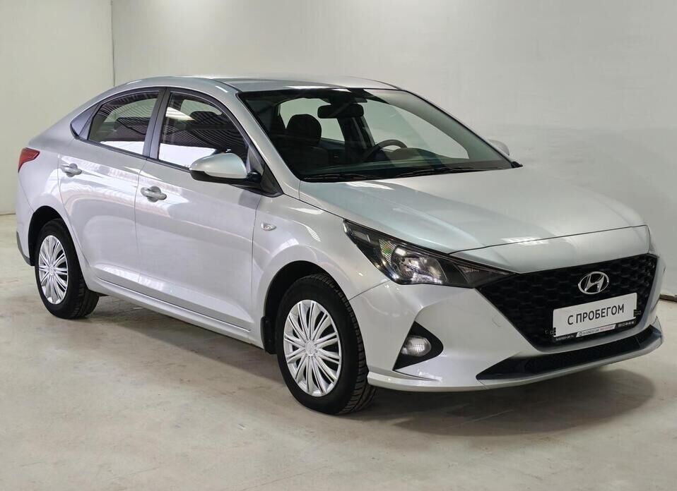 Hyundai Solaris, II Рестайлинг 1.6 AT (123 л.с.)