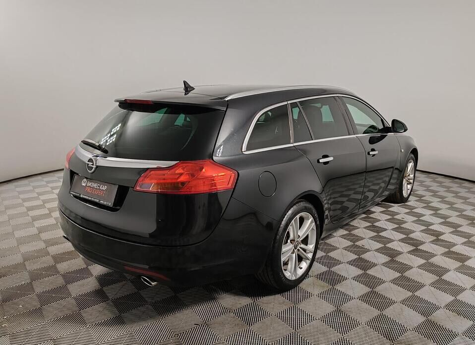 Opel Insignia, I 2.0 AT (220 л.с.)