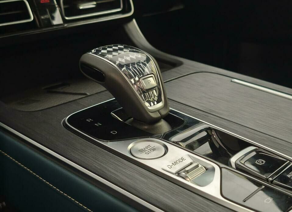 GAC GS8 2.0 AT (231 л.с.) 4WD