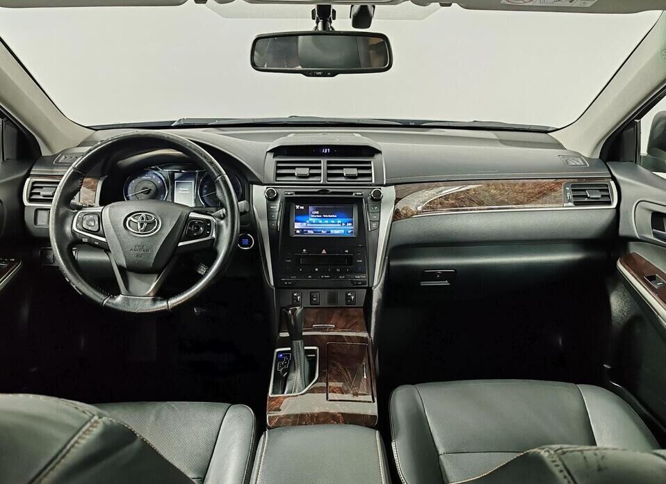Toyota Camry, VII (XV50) Рестайлинг 2.5 AT (181 л.с.)