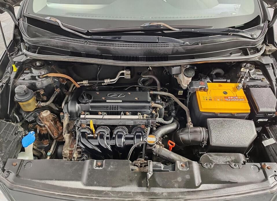 Hyundai Solaris 1.6 AT (123 л.с.)