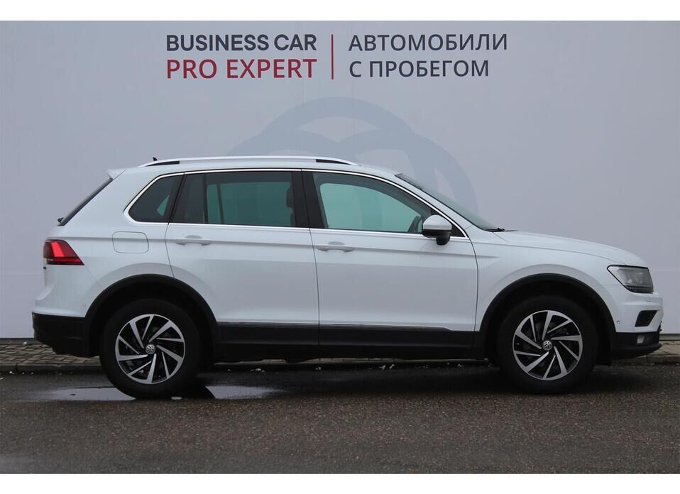 Volkswagen Tiguan, II 2.0d AMT (150 л.с.) 4WD