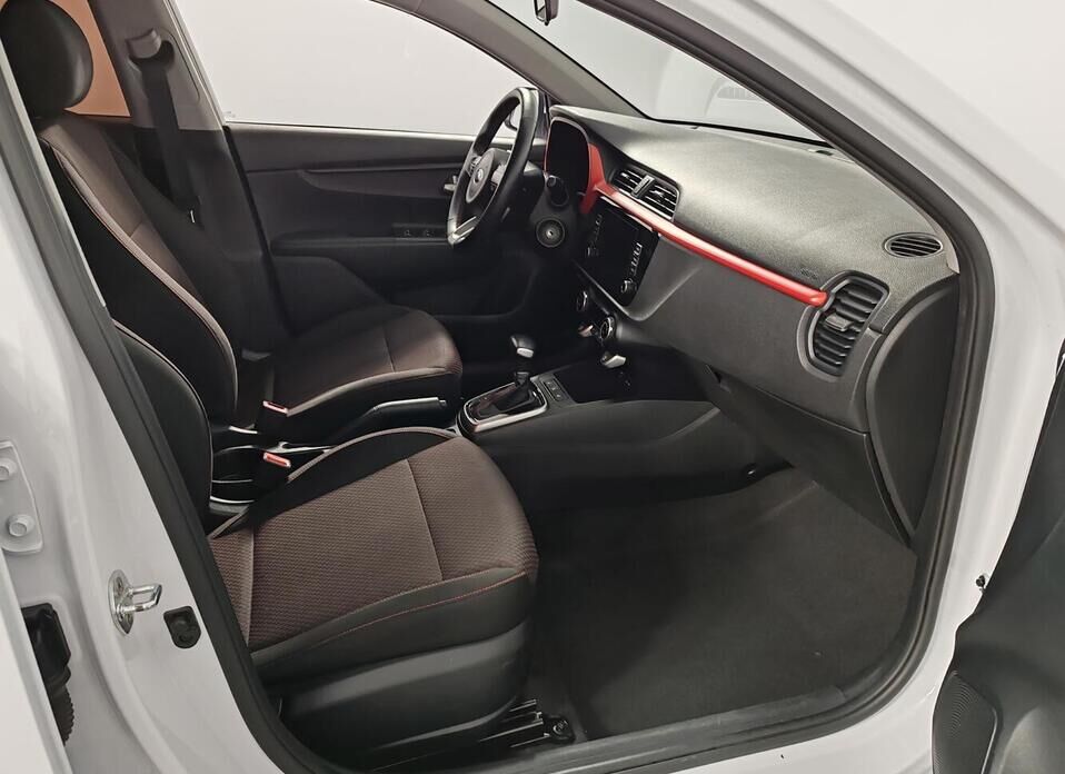 Kia Rio X 1.6 AT (123 л.с.)