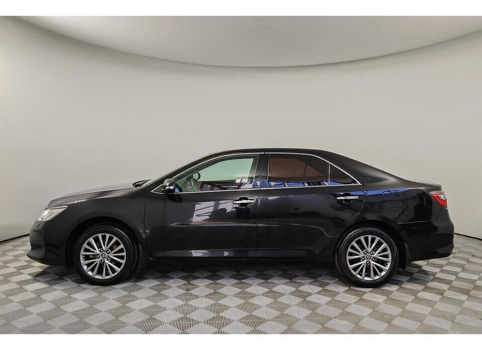 Toyota Camry, VII (XV50) Рестайлинг 2.5 AT (181 л.с.)