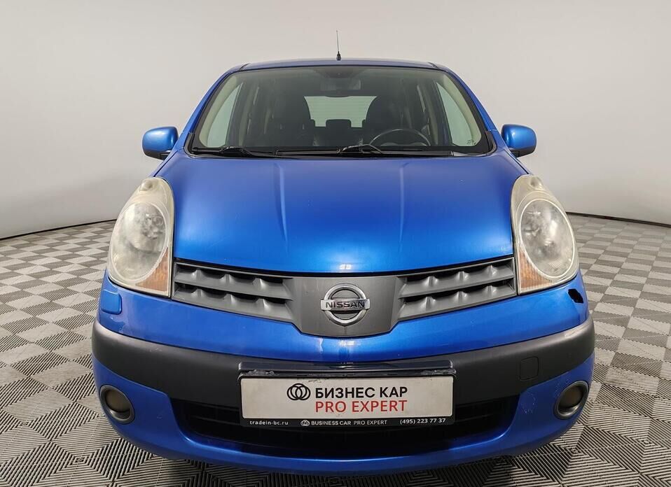 Nissan Note, I 1.6 AT (110 л.с.)