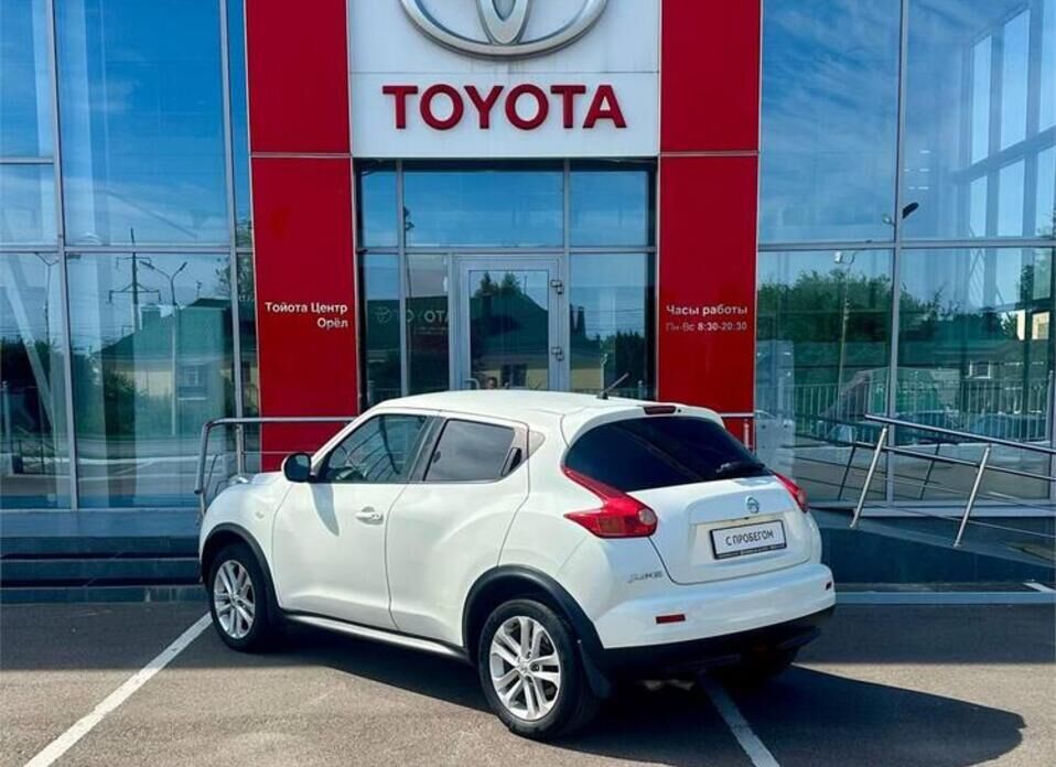 Nissan Juke 1.6 CVT (117 л.с.)