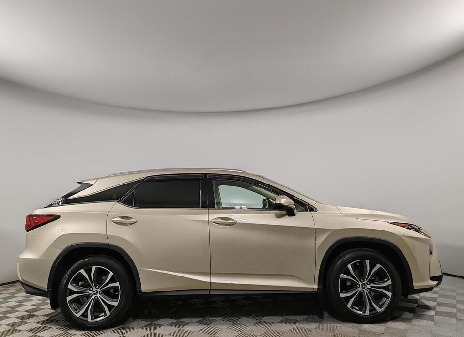 Lexus RX, IV 300 2.0 AT (238 л.с.) 4WD