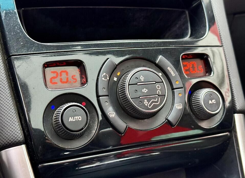 Peugeot 308, I Рестайлинг 1.6 AT (120 л.с.)