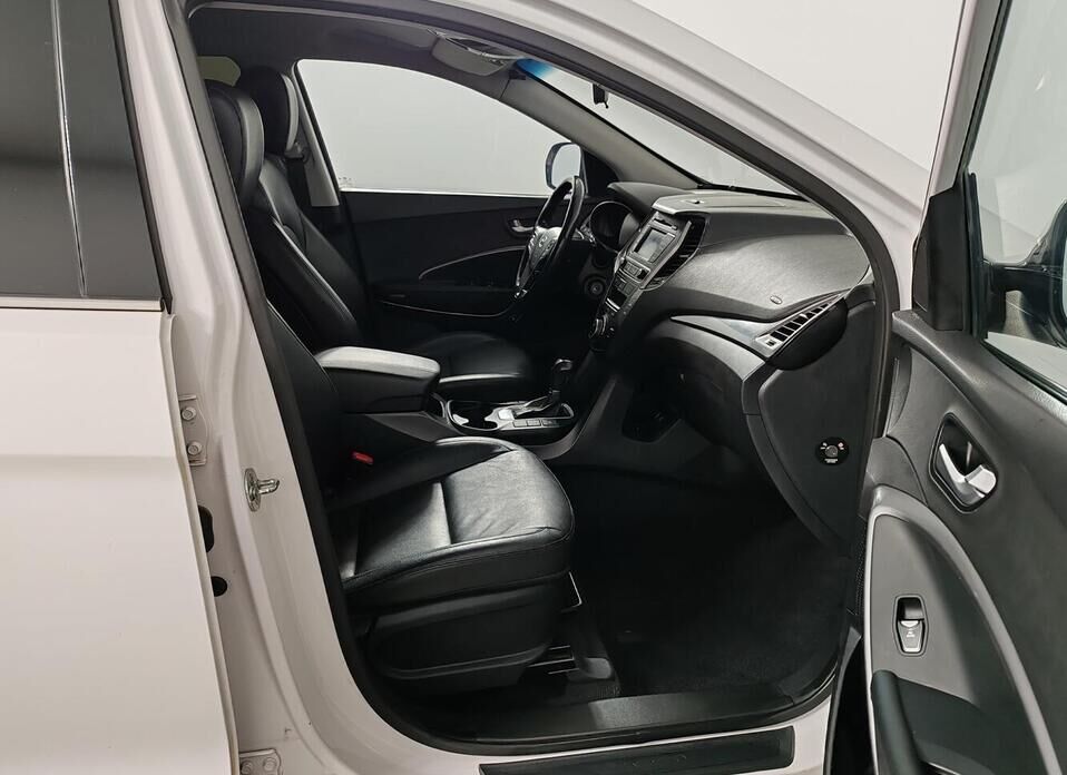 Hyundai Santa Fe 2.2d AT (200 л.с.) 4WD