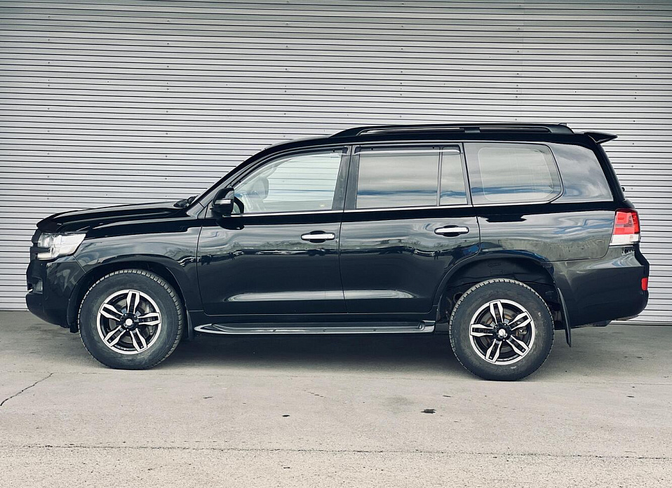 Toyota Land Cruiser, 200 Series Рестайлинг 2 4.5d AT (249 л.с.) 4WD