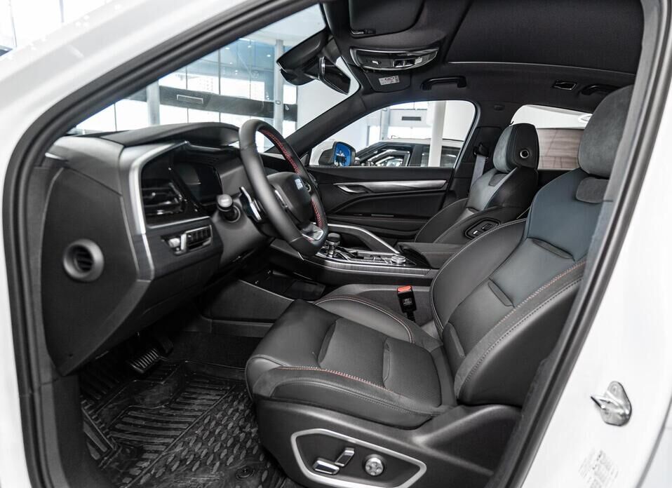 Knewstar 001 2.0 AT (238 л.с.) 4WD