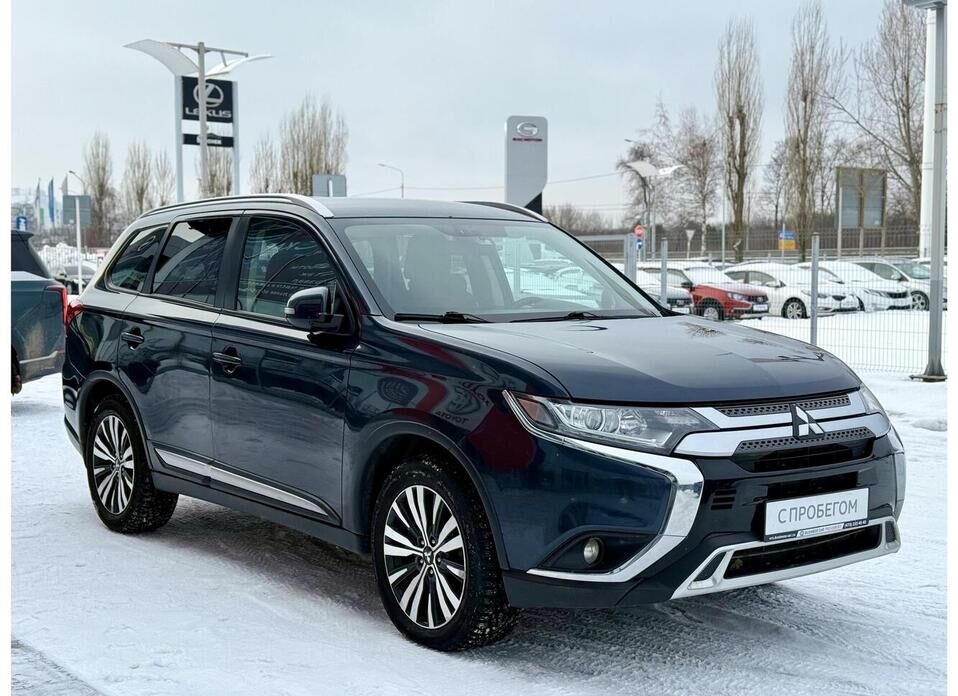 Mitsubishi Outlander, III Рестайлинг 3 2.0 CVT (146 л.с.) 4WD