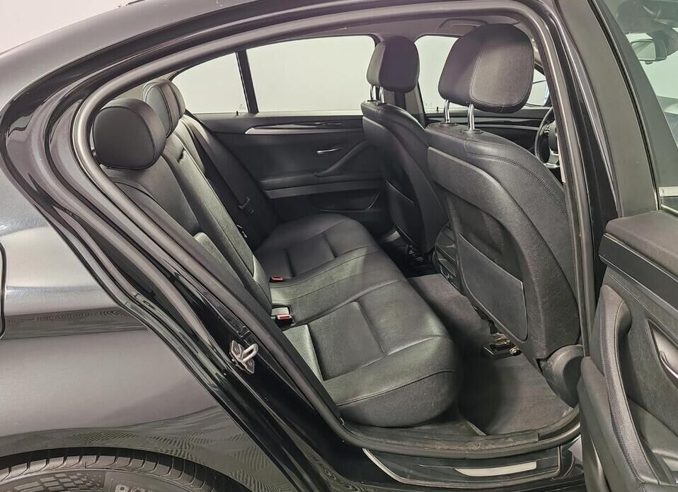 BMW 5 серии 520d 2.0d AT (190 л.с.)