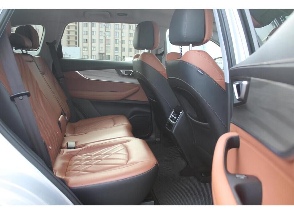 Chery Tiggo 8 Pro e+ 1.5hyb AT (235 л.с.)