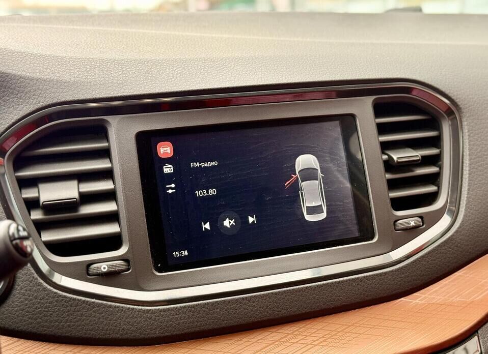 LADA (ВАЗ) Vesta, I Рестайлинг (NG) Cross 1.6 MT (106 л.с.)