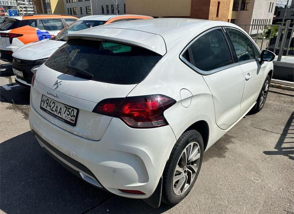 Citroen DS4 1.6 AT (150 л.с.)