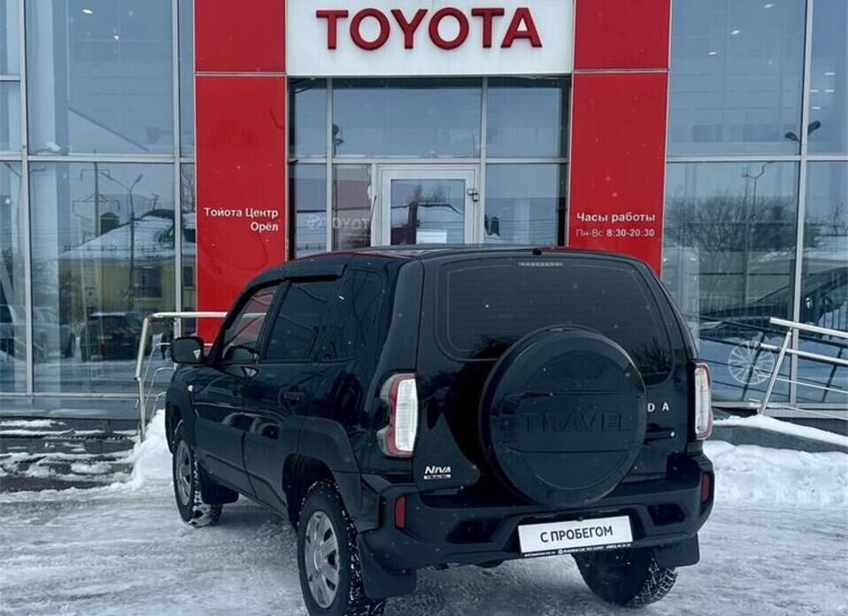 LADA (ВАЗ) Niva Travel, I 1.7 MT (83 л.с.) 4WD