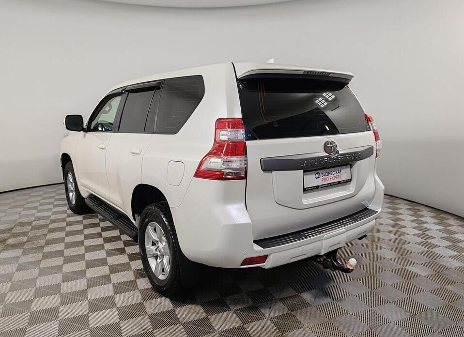 Toyota Land Cruiser Prado, 150 Series Рестайлинг 1 2.8d AT (177 л.с.) 4WD