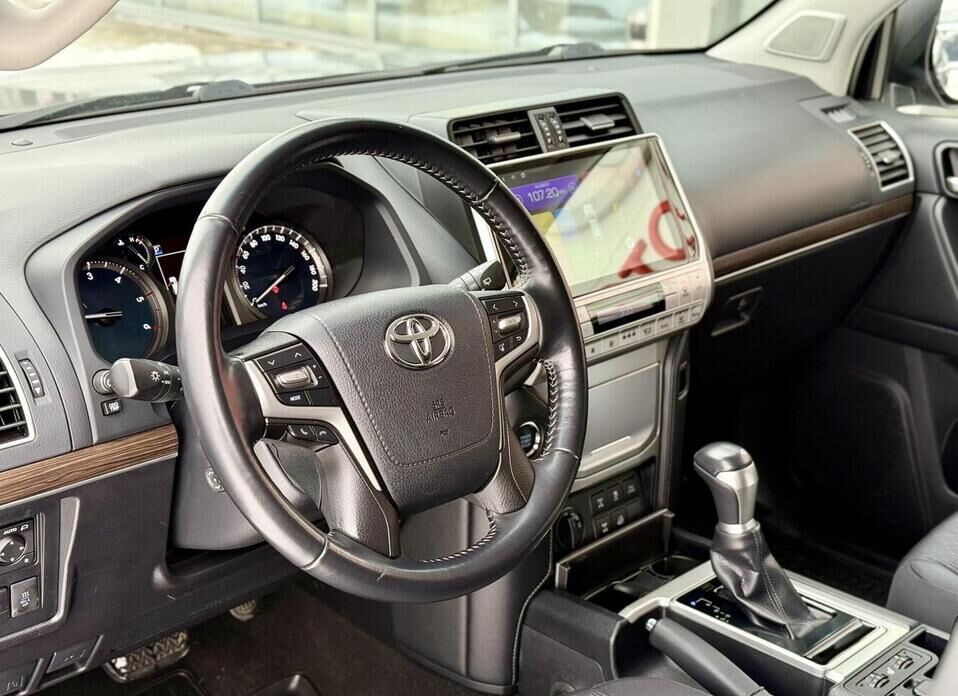 Toyota Land Cruiser Prado, 150 Series Рестайлинг 2 2.8d AT (204 л.с.) 4WD