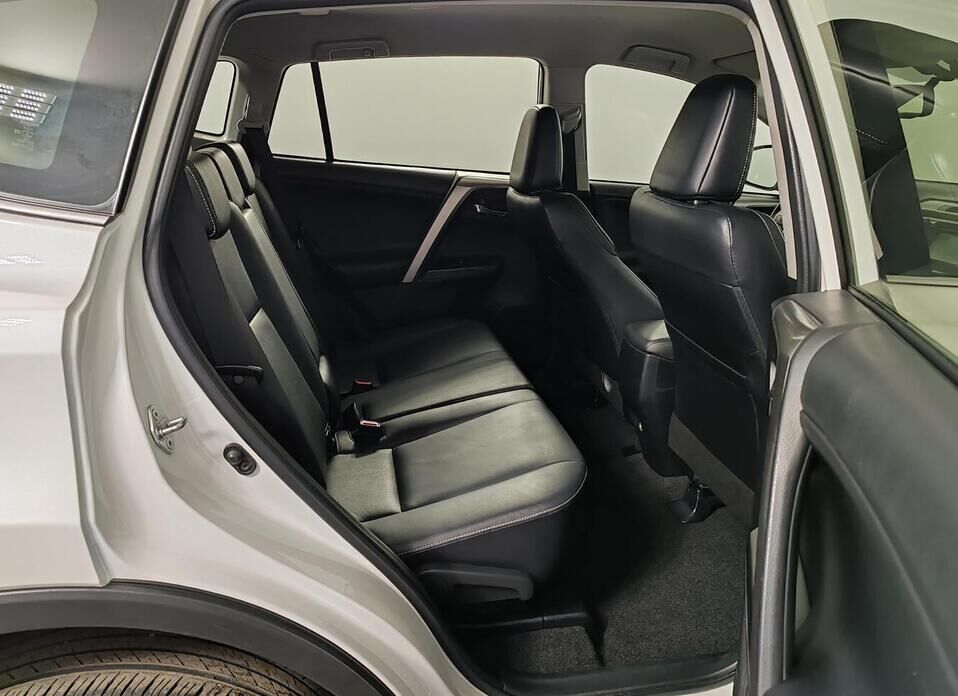 Toyota RAV4 2.0 CVT (146 л.с.) 4WD