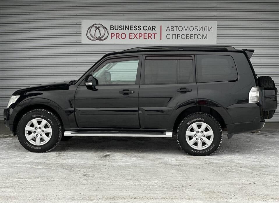 Mitsubishi Pajero, IV Рестайлинг 1 3.0 AT (178 л.с.) 4WD