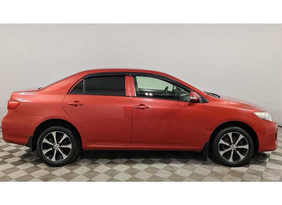 Toyota Corolla 1.6 MT (124 л.с.)