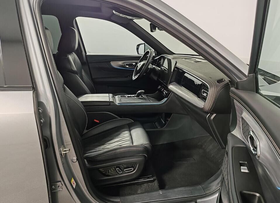 GAC GS8, II 2.0 AT (231 л.с.) 4WD