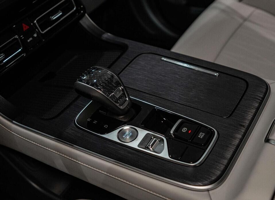 GAC GS8, II 2.0 AT (231 л.с.) 4WD