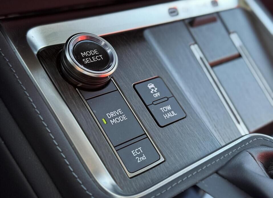 Lexus GX, III 550 3.4 AT (354 л.с.) 4WD