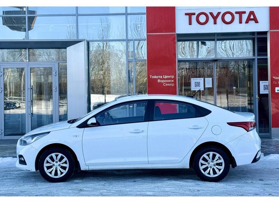 Hyundai Solaris, II 1.6 AT (123 л.с.)